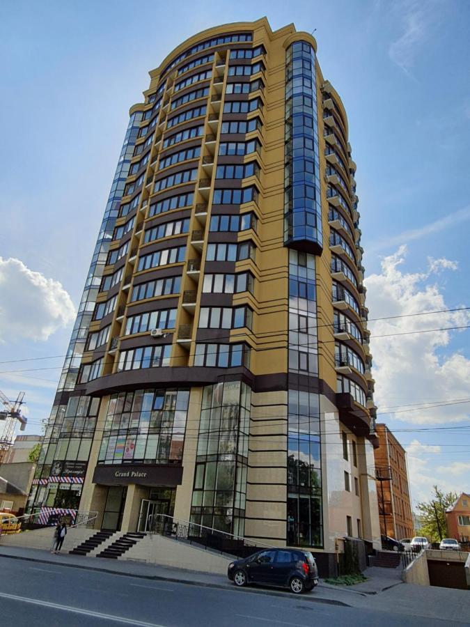 Люкс Апартаменты Grand Palace Центр Новострой Хмельницкий Apartment Center Exterior foto